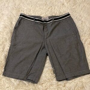 Original penguin by Munsingwear men’s size 33 waist shorts. Black/gray